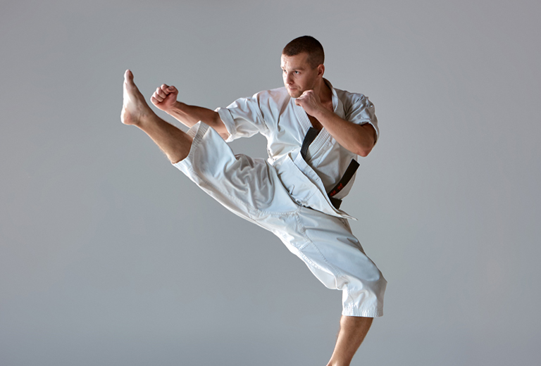 taekwondo, kickboxing, boxeo, the fighter club. atai sport club. gimnasio. bormujos. aljarafe. sevilla